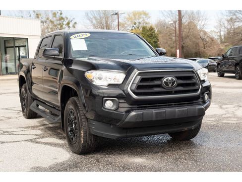 Used 2021 Toyota Tacoma SR5 image 32