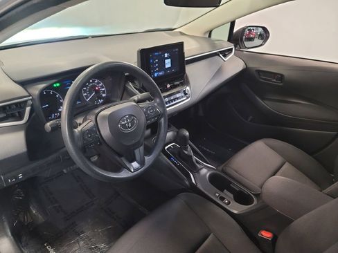 Used 2023 Toyota Corolla LE image 18
