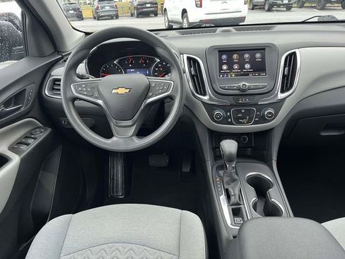 Used 2023 Chevrolet Equinox LS w/ LS Convenience Package image 11
