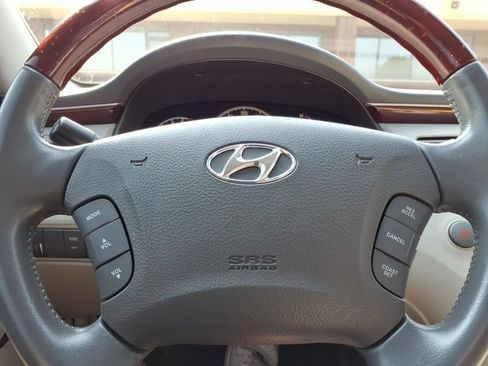 Used 2006 Hyundai Azera Limited FWD image 17