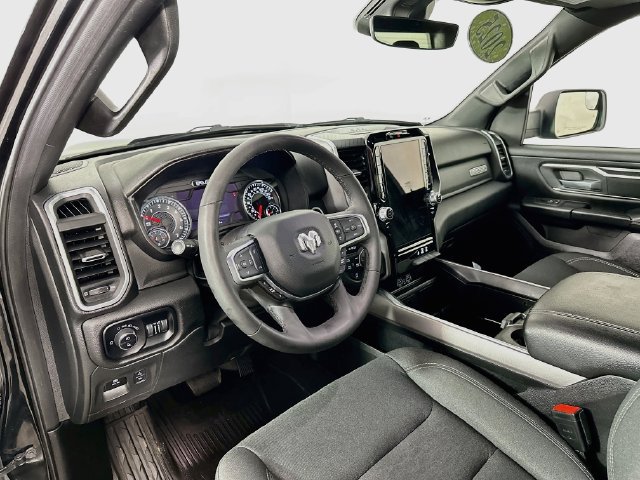 Used 2025 RAM 1500 Big Horn AWD/4WD image 10