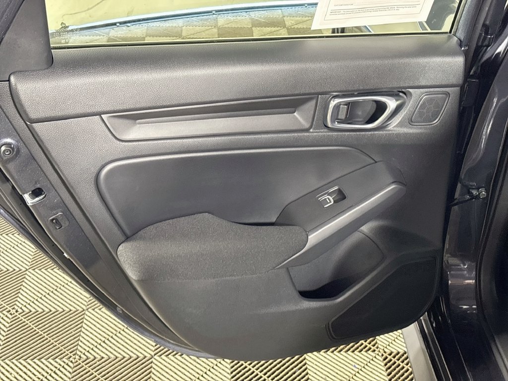 Used 2025 Honda Civic Sport image 19