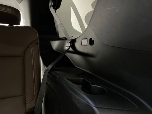 Used 2022 Chevrolet Tahoe High Country image 33