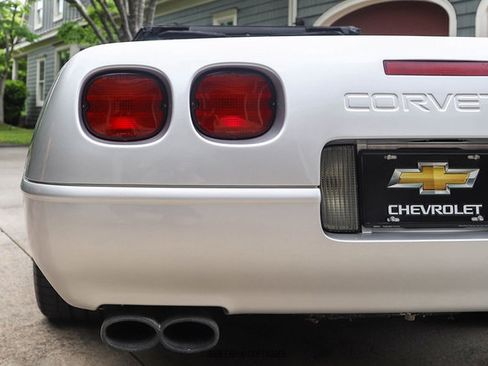Used 1996 Chevrolet Corvette Convertible RWD image 80