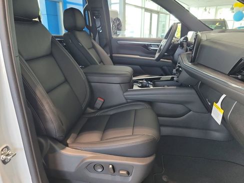 New 2026 Chevrolet Tahoe LS w/ LS Custom Edition RWD image 16
