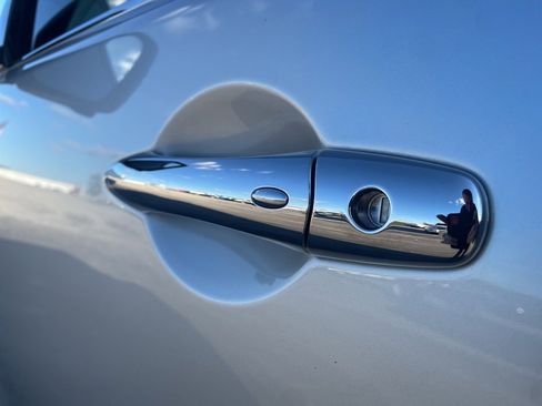 Used 2024 Nissan Armada Platinum w/ Cargo Package image 11