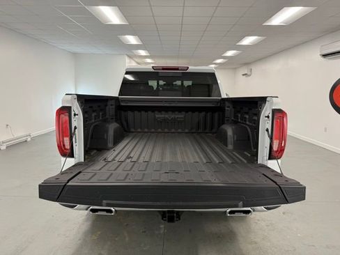 New 2026 GMC Sierra 1500 SLT w/ SLT Premium Plus Package AWD/4WD image 8