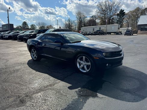 Used 2011 Chevrolet Camaro LT w/ Silver Stripe Package image 4