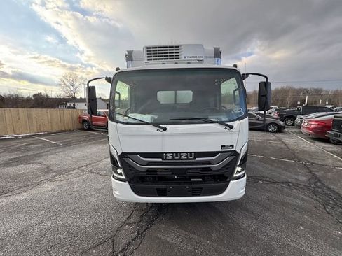 New 2025 Isuzu NPR HD RWD image 2