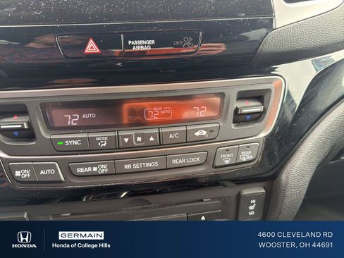 Used 2017 Honda Pilot Touring image 23