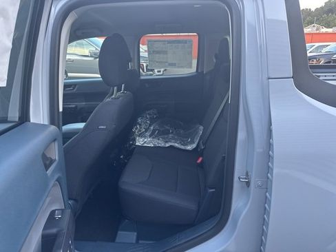 New 2025 Ford Maverick XL image 29