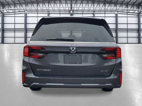 New 2027 Honda Odyssey Elite image 3