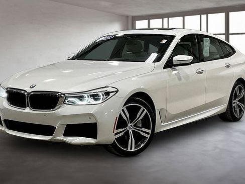 Used 2018 BMW 640i Gran Turismo xDrive AWD/4WD image 1