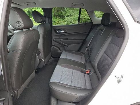 New 2025 Chevrolet Trax LT w/ Driver Confidence Package image 5