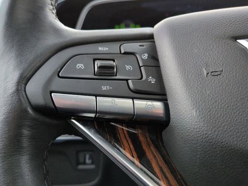 Used 2023 Cadillac Escalade Premium Luxury image 27