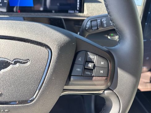 Used 2023 Ford Mustang Mach-E Premium image 28