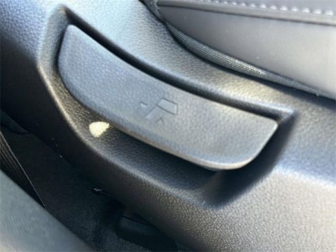 New 2026 Kia Carnival LXS image 20