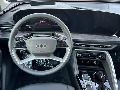 Certified 2025 Audi Q5 Premium Plus w/ Premium Plus image 14