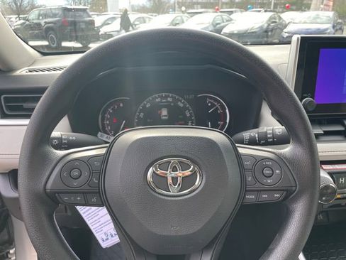 New 2025 Toyota RAV4 XLE image 28