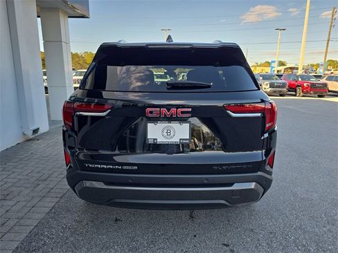 New 2026 GMC Terrain Elevation w/ Elevation Premium Package image 8