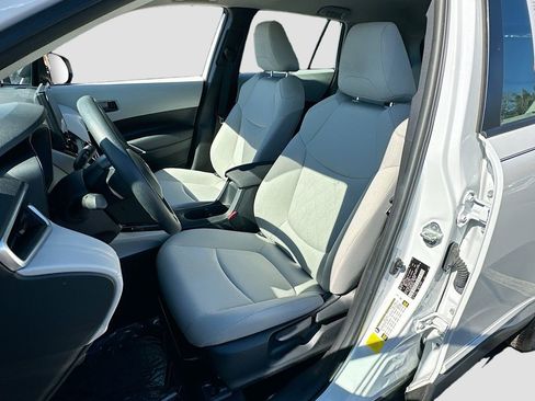 Used 2023 Toyota Corolla Cross L image 20