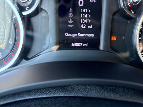 Used 2022 RAM 2500 Tradesman w/ Chrome Appearance Group image 16