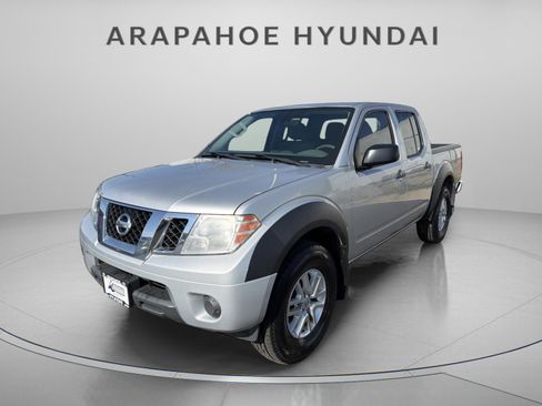 Used 2019 Nissan Frontier SV AWD/4WD image 1