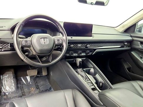 Used 2023 Honda Accord EX-L image 13