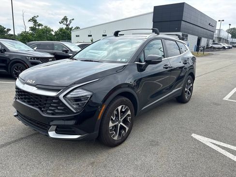Certified 2024 Kia Sportage EX AWD/4WD image 3