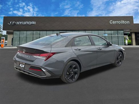 New 2026 Hyundai Elantra Sport FWD image 6