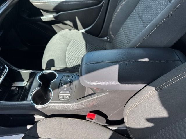 Used 2018 GMC Terrain SLE w/ Driver Convenience Package FWD image 16