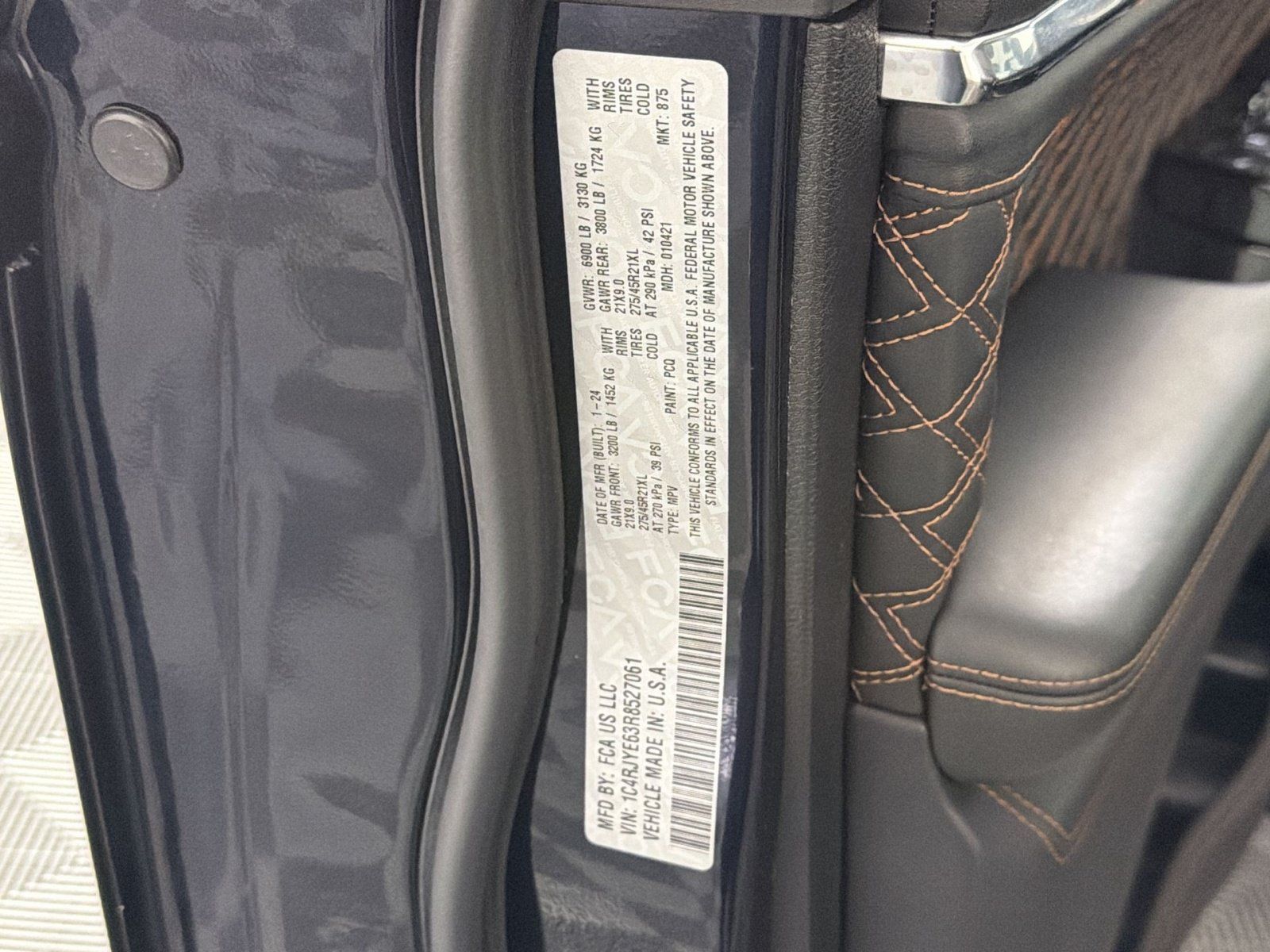 Used 2024 Jeep Grand Cherokee Summit AWD/4WD image 29