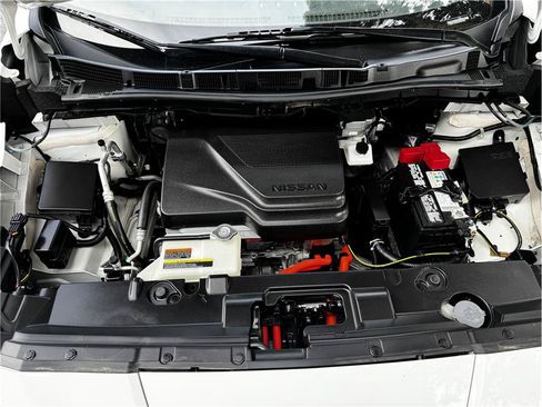 Used 2025 Nissan Leaf S FWD image 28