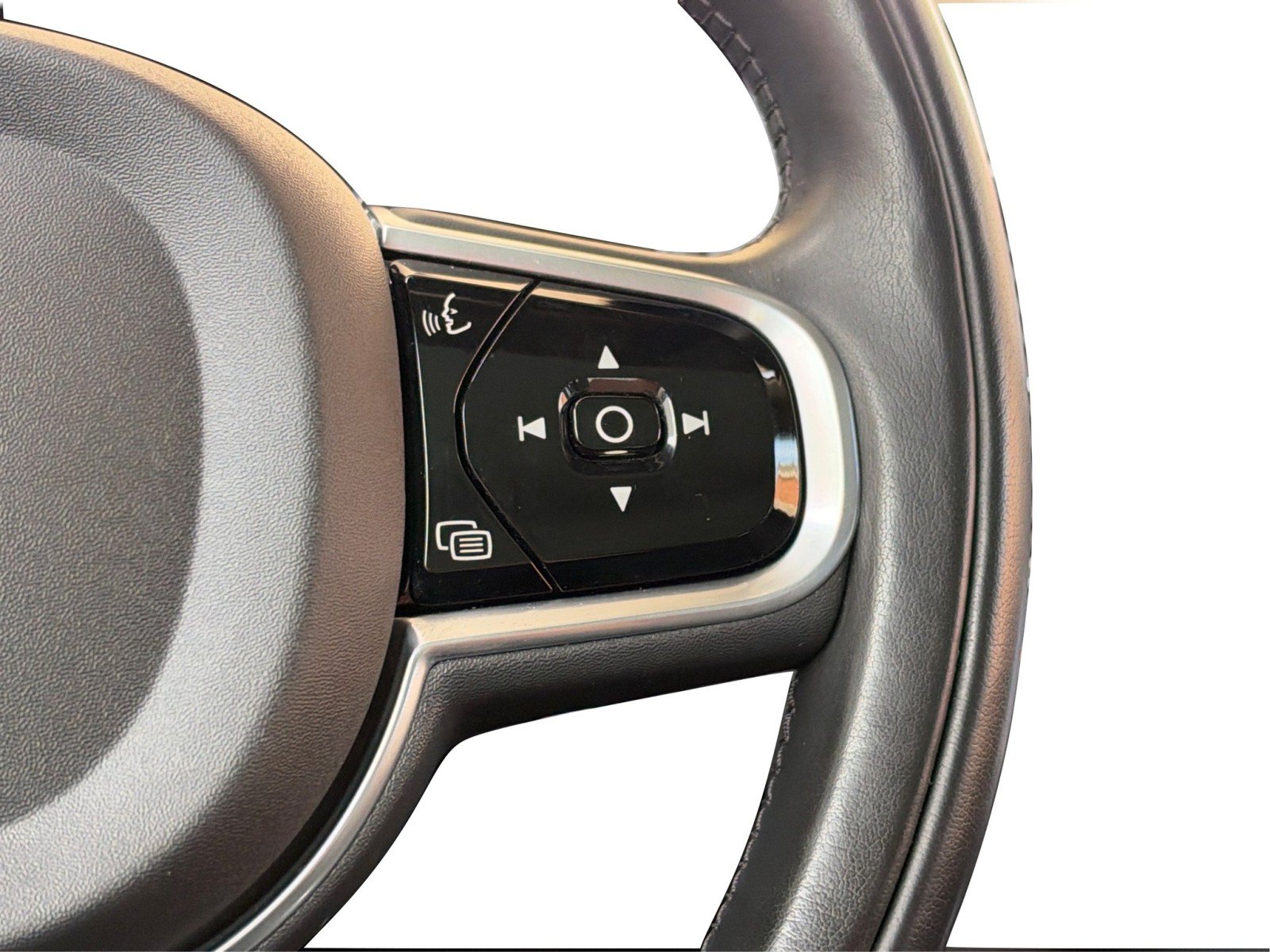 Used 2020 Volvo XC90 T6 Momentum w/ Protection Package Premier AWD/4WD image 19