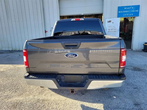 Used 2020 Ford F150 XLT image 4