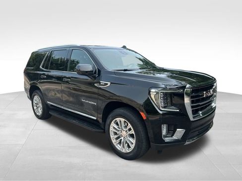 Used 2024 GMC Yukon SLT RWD image 8