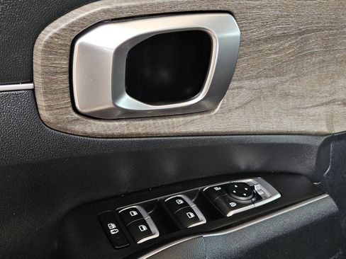 Used 2022 Kia Sorento S AWD/4WD image 30