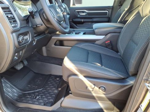 New 2026 RAM 1500 Big Horn AWD/4WD image 14
