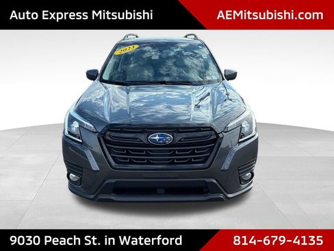 Used 2023 Subaru Forester Premium AWD/4WD image 2