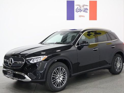 New 2025 Mercedes-Benz GLC 300 4MATIC image 8