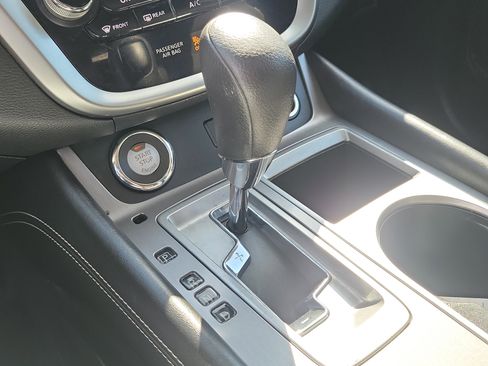 Used 2023 Nissan Murano S image 29