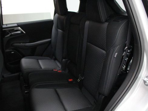 New 2026 Mitsubishi Outlander ES AWD/4WD image 25