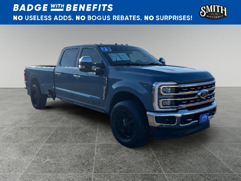 Used 2023 Ford F250 Lariat AWD/4WD image 1