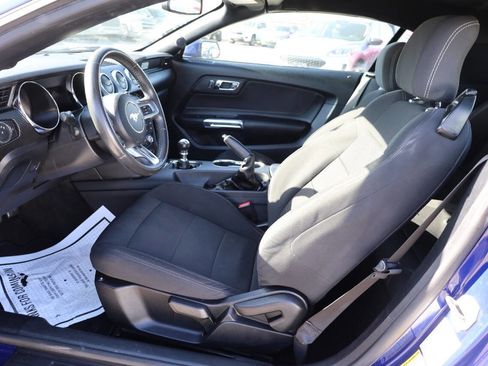 Used 2015 Ford Mustang Convertible image 13