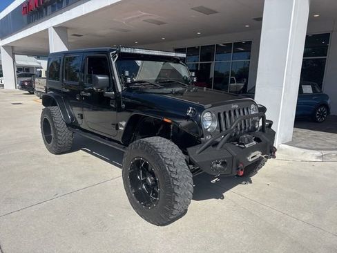 Used 2014 Jeep Wrangler Unlimited Sport image 5