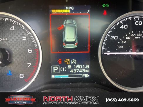 Used 2023 Subaru Forester Premium image 5