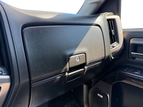 Used 2015 GMC Sierra 2500 Denali w/ Duramax Plus Package image 10