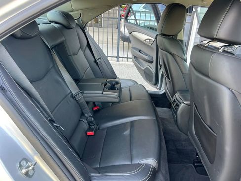 Used 2016 Cadillac ATS Luxury RWD image 10
