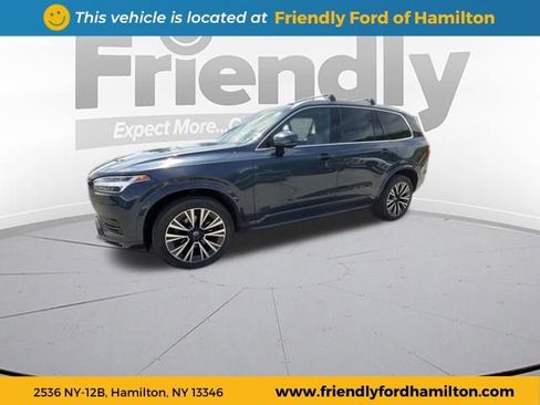 Used 2022 Volvo XC90 T5 Momentum w/ Climate Package AWD/4WD image 1
