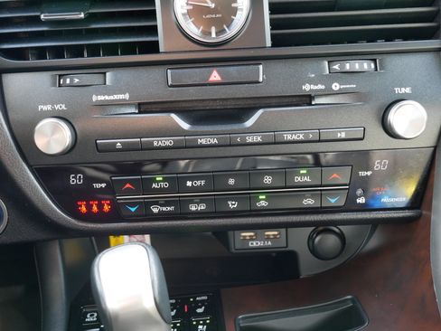 Used 2021 Lexus RX 450h AWD w/ Premium Package image 23